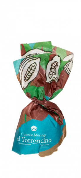 Cuneesi con meringa al torroncino